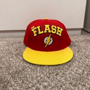 Flash Snapback hat